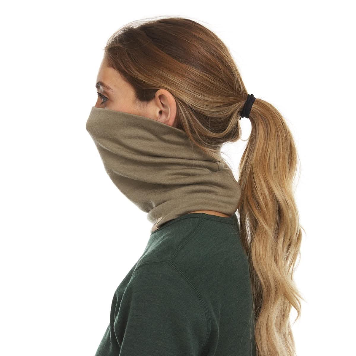 Midweight Merino Wool Neck Gaiter for Hiking and Winter Sports