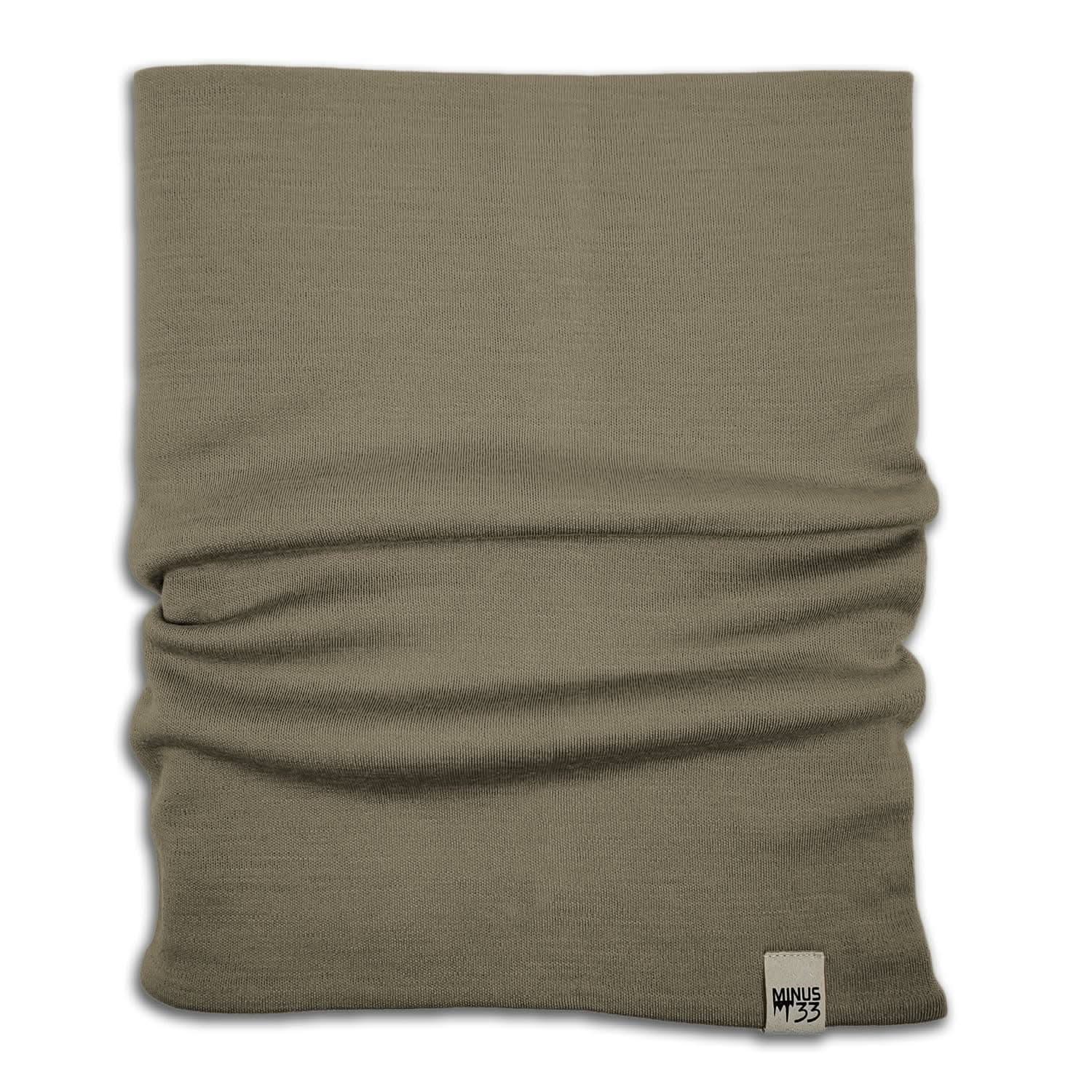 Midweight Merino Wool Neck Gaiter for Hiking and Winter Sports