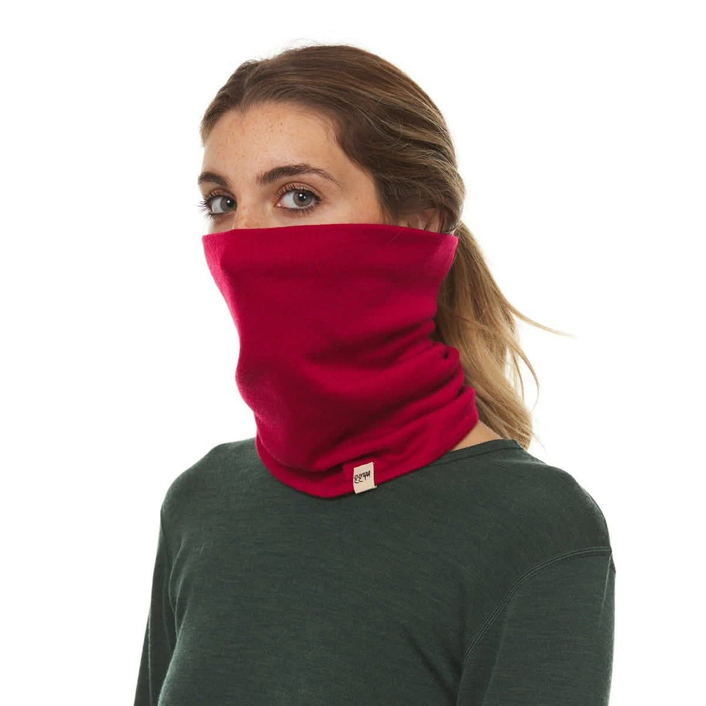 Midweight Merino Wool Neck Gaiter for Hiking and Winter Sports