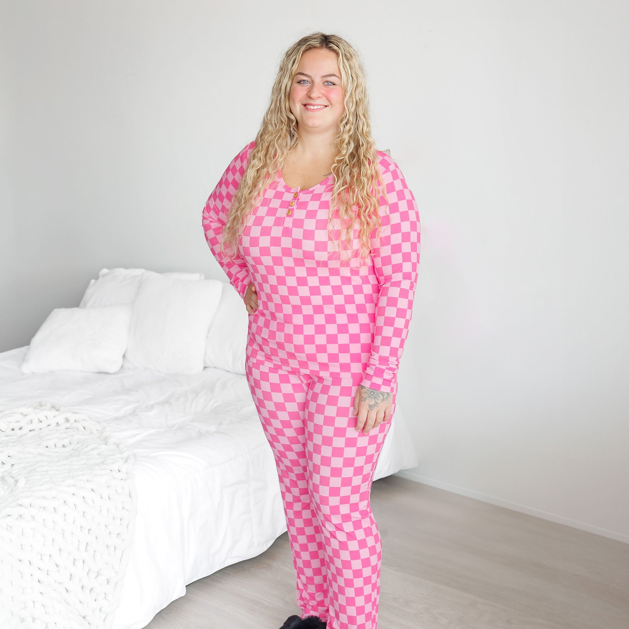 Women's Pink Check Ribbed Pajama Set Soft Bamboo Lounge Set - Image 2