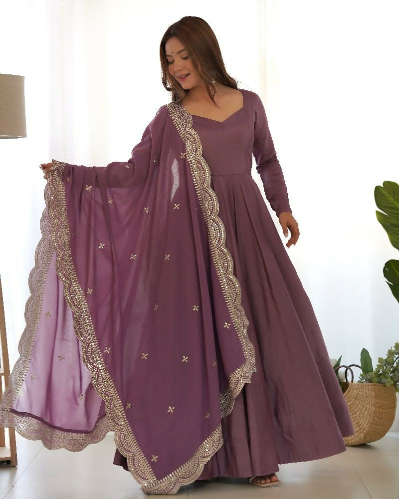 Purple Chanderi kurta set decorated with sequence embroidery work