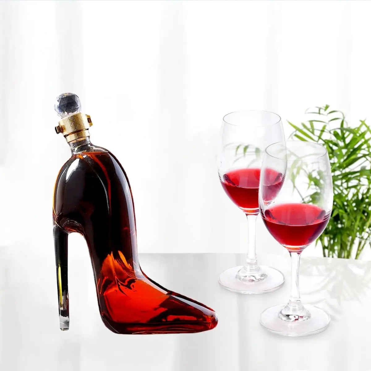 Whiskey DecanterHigh Heel DecanterWith Bottle Cap DecanterNovelty Wine Decanter Creative Shape Transparent Whiskey Glasses For Bars Night Clubs Hotels PartyScotch(12oz)