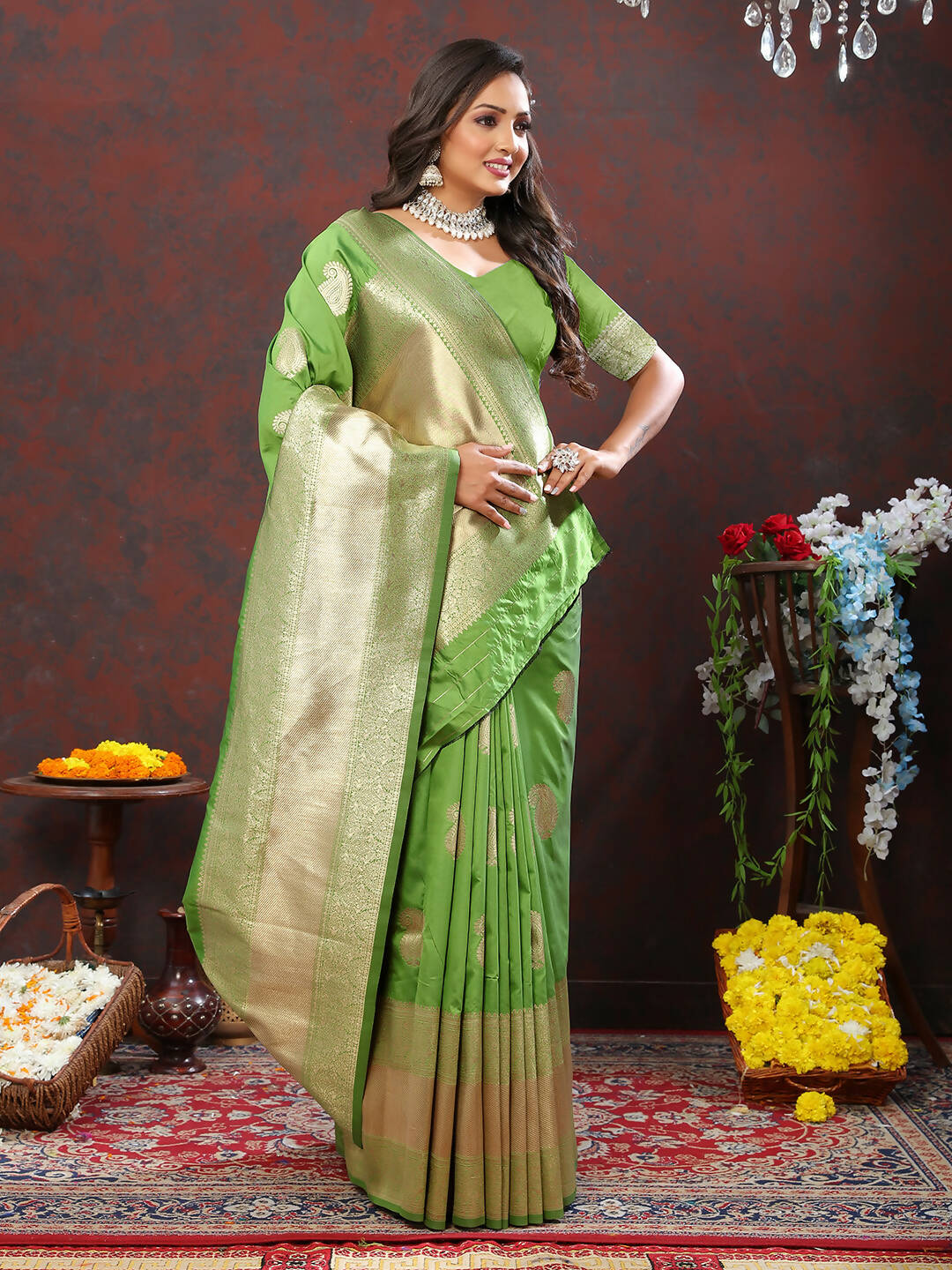 Parotgreen Soft Silk Saree with Gold Zari Woven Pattern