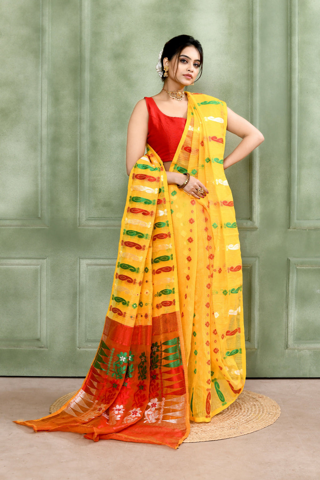 Women's Yellow Embellished Cotton Blend Jamdani Saree