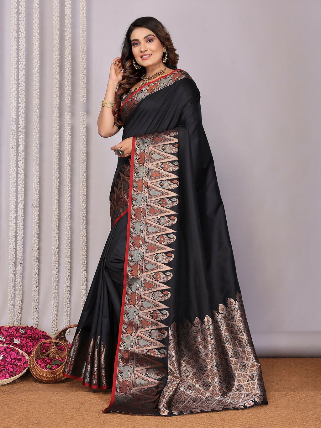 Joban Fashion Banarasi Black Jacquard Woven Soft Silk Saree