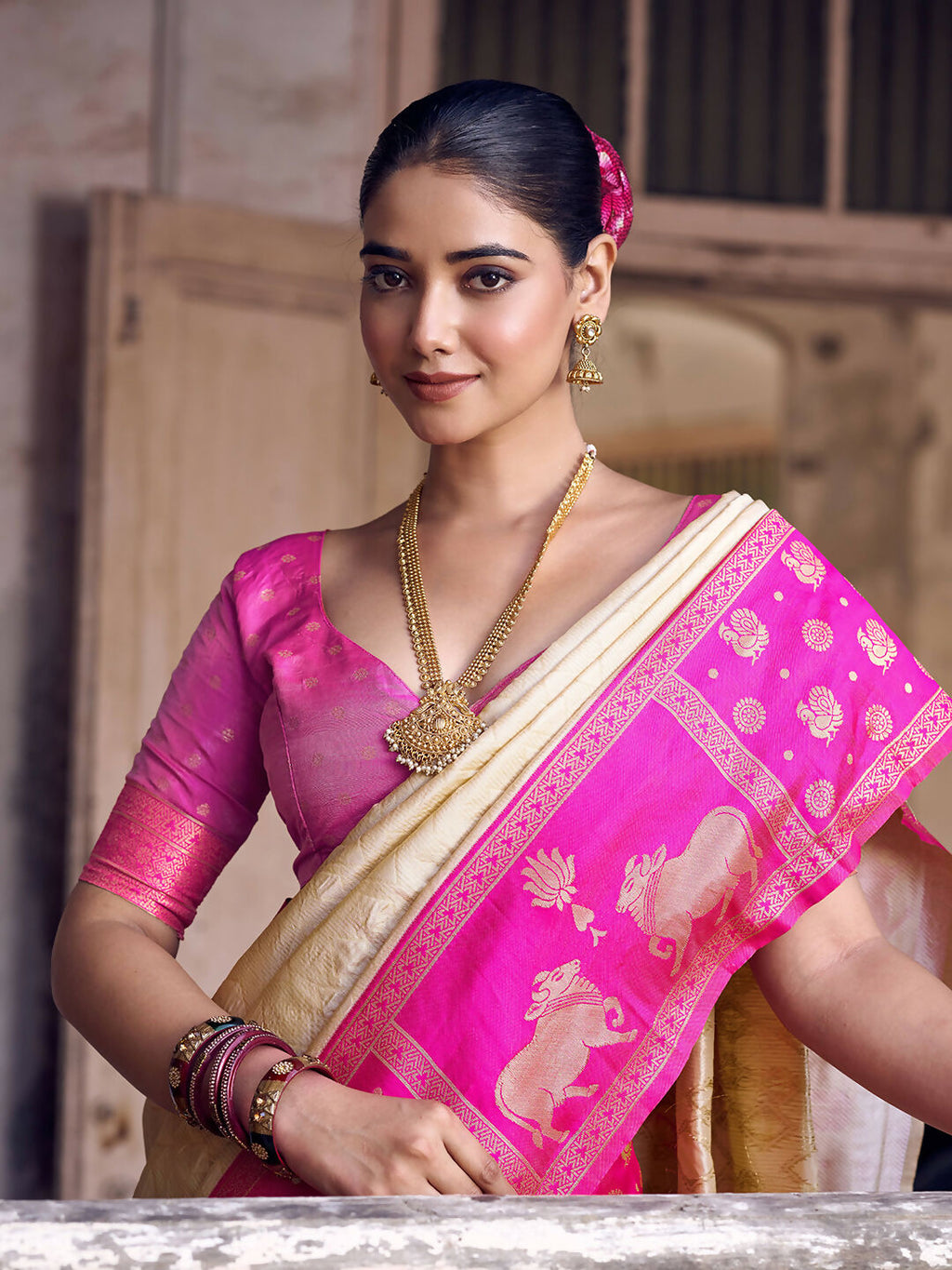 Cream Soft Silk Saree with Pink Blouse Piece