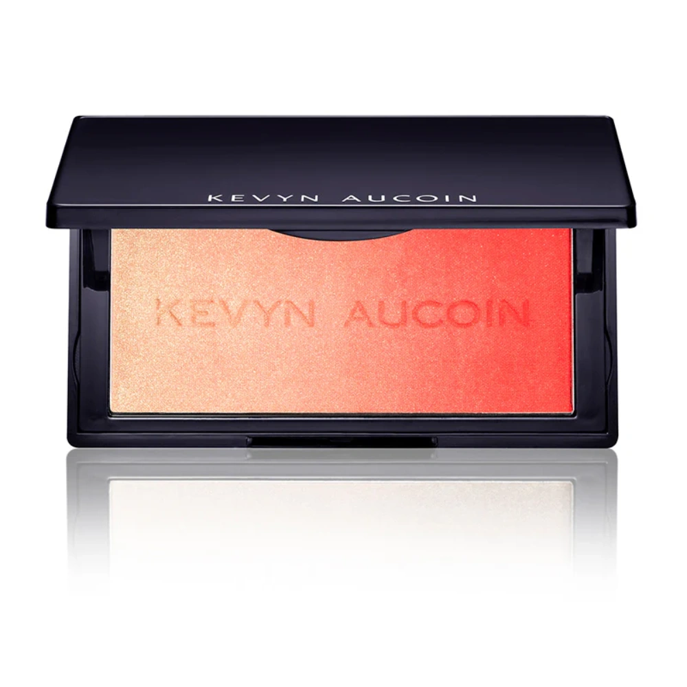 The Neo-Blush Multi-Dimensional Gradient Powder Cheek Compact