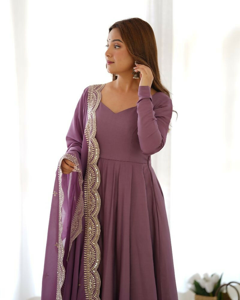 Purple Chanderi Kurta Set with Sequence Embroidery Details