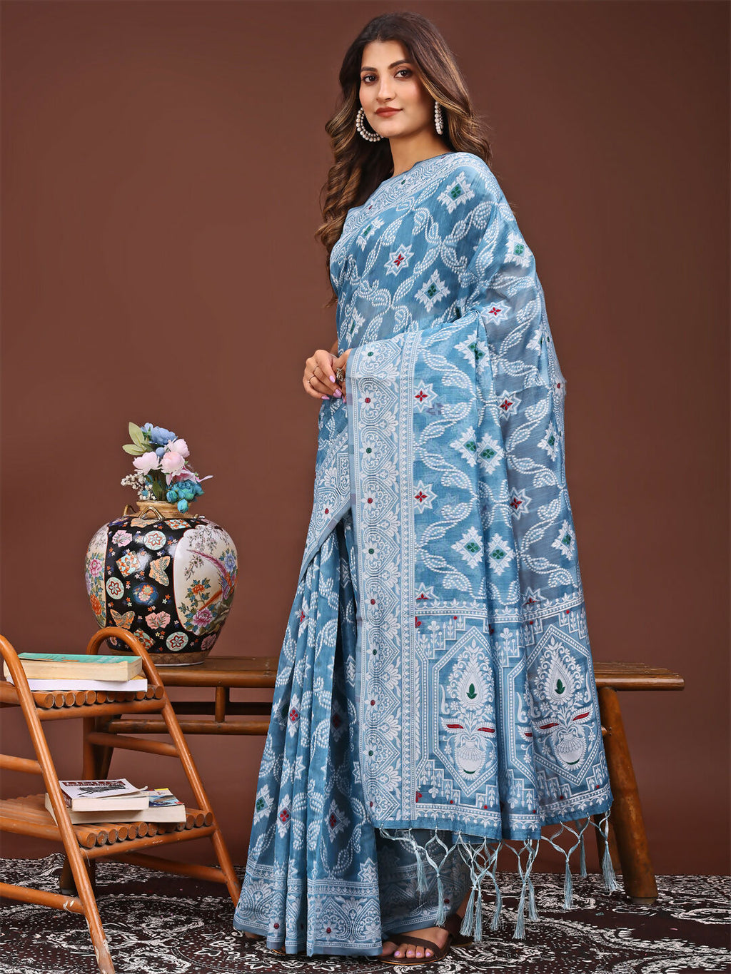 Pankhuri Sky Blue Linen Cotton Saree for Elegant Daily Wear