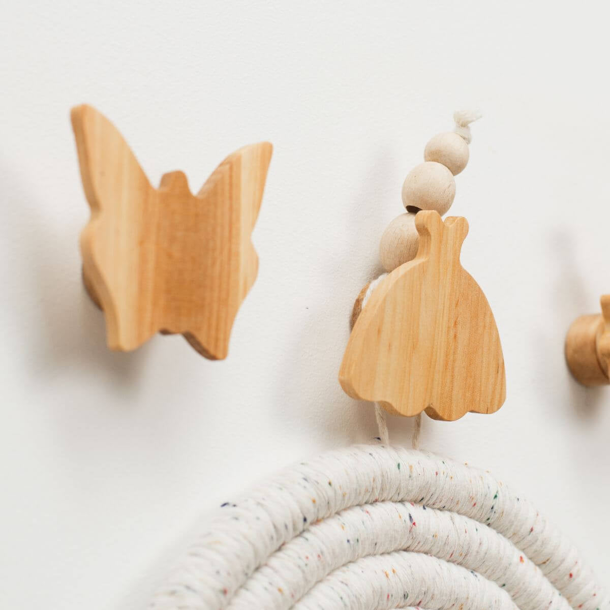 Handcrafted Dinosaur Wall Hooks – Scandi-Boho Wooden Decor