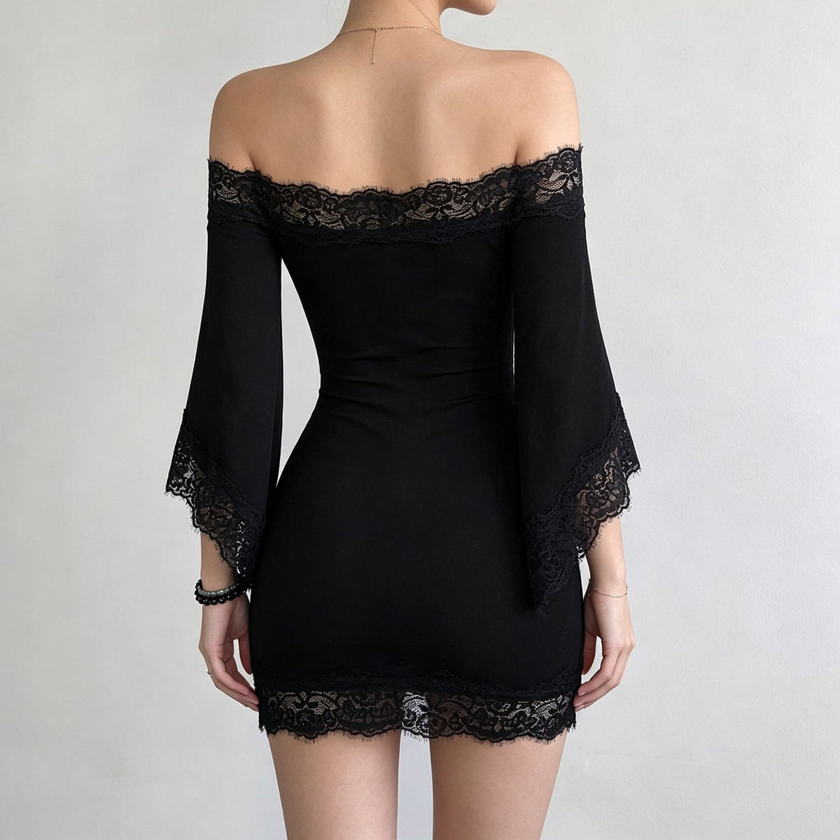 Sexy Woman Lace Stitching off Shoulder Dress Adult Lady like Woman Bell Sleeve Hip Dress