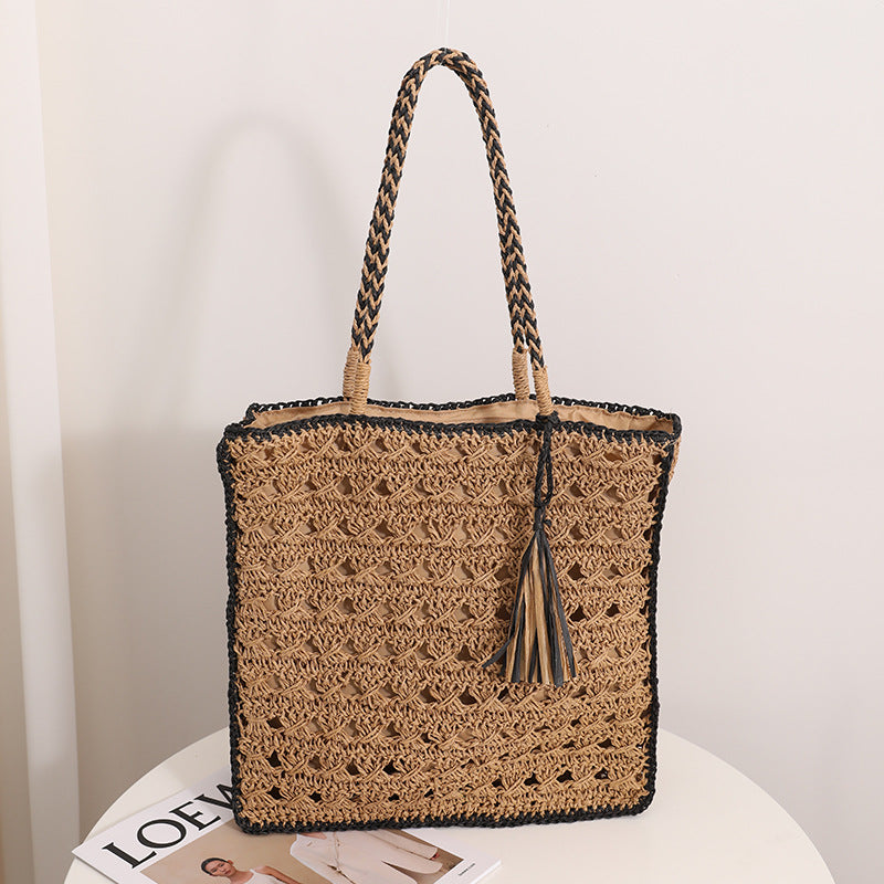 Woven Straw Shoulder Bag with Tassel Detail for Beach and Travel - Image 2