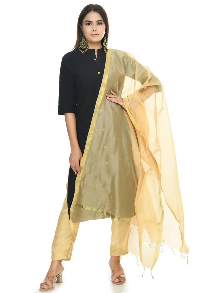 Golden Banarasi piping dupatta made from high-quality Chanderi silk