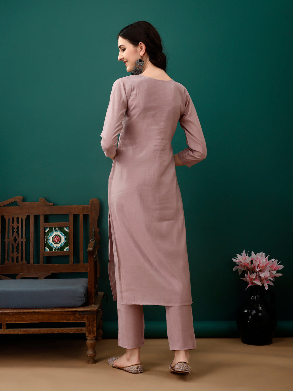 Lavender Hand Embroidered Chanderi Kurta Pant and Dupatta Set