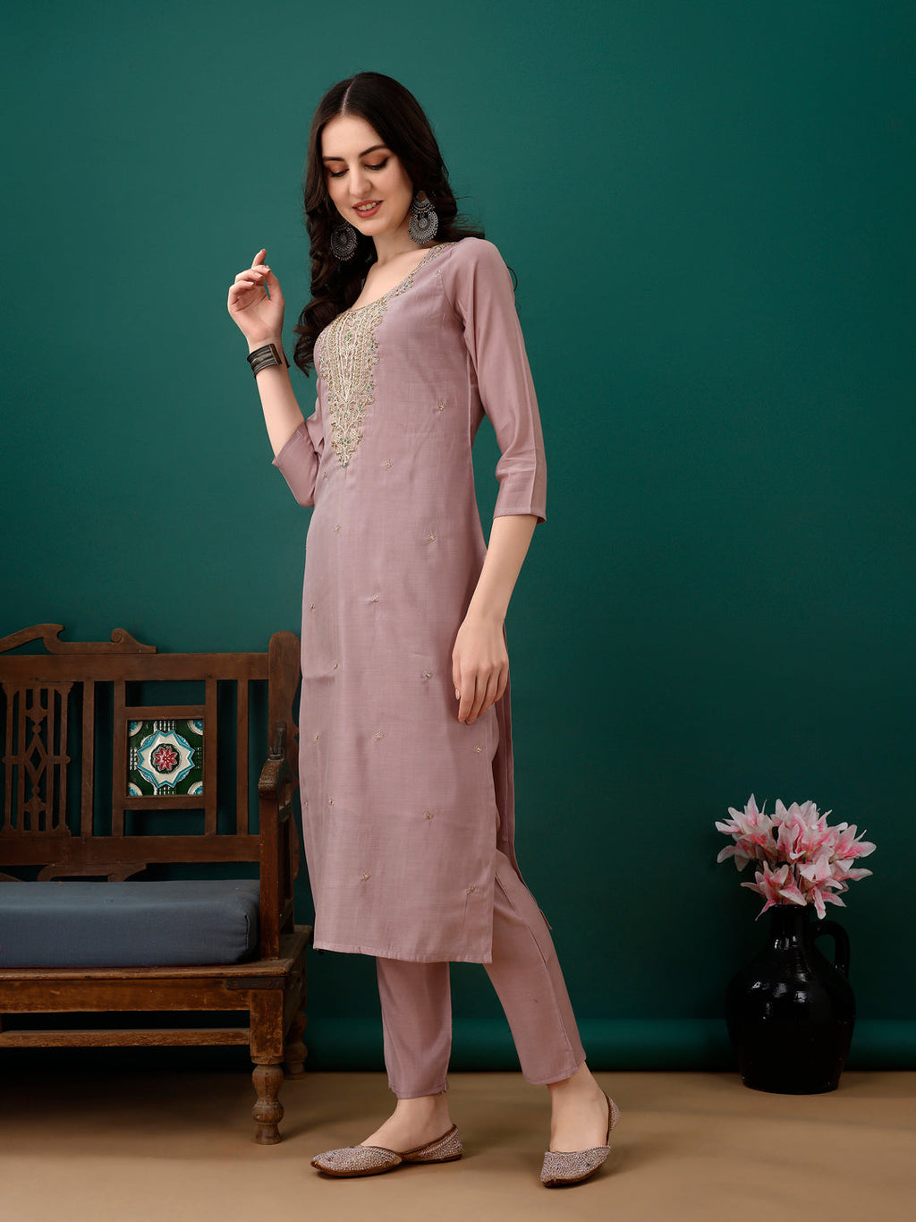 Lavender Hand Embroidered Chanderi Kurta Pant and Dupatta Set