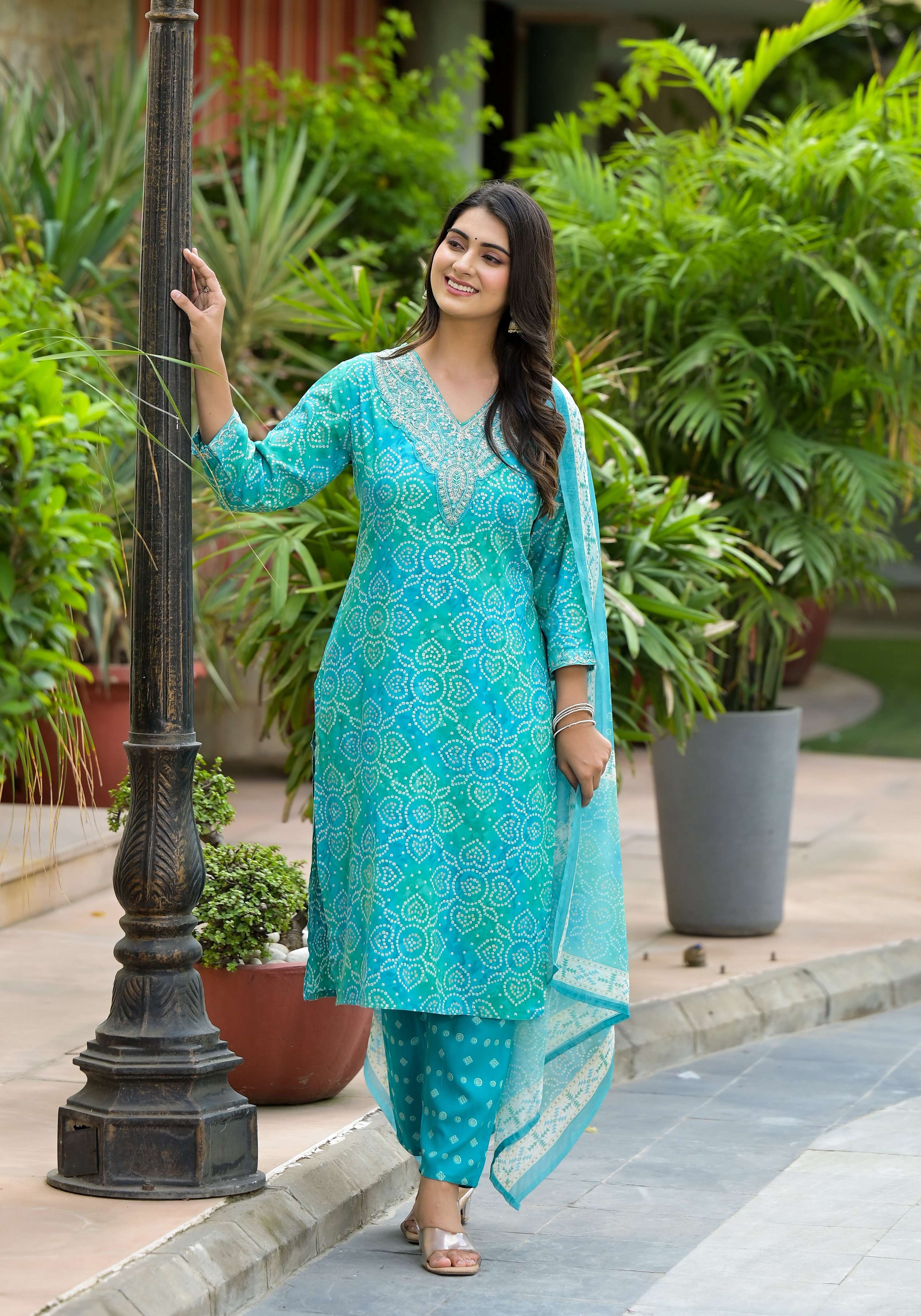 Blue Applique Embroidered Bandhani Printed Kurta Set