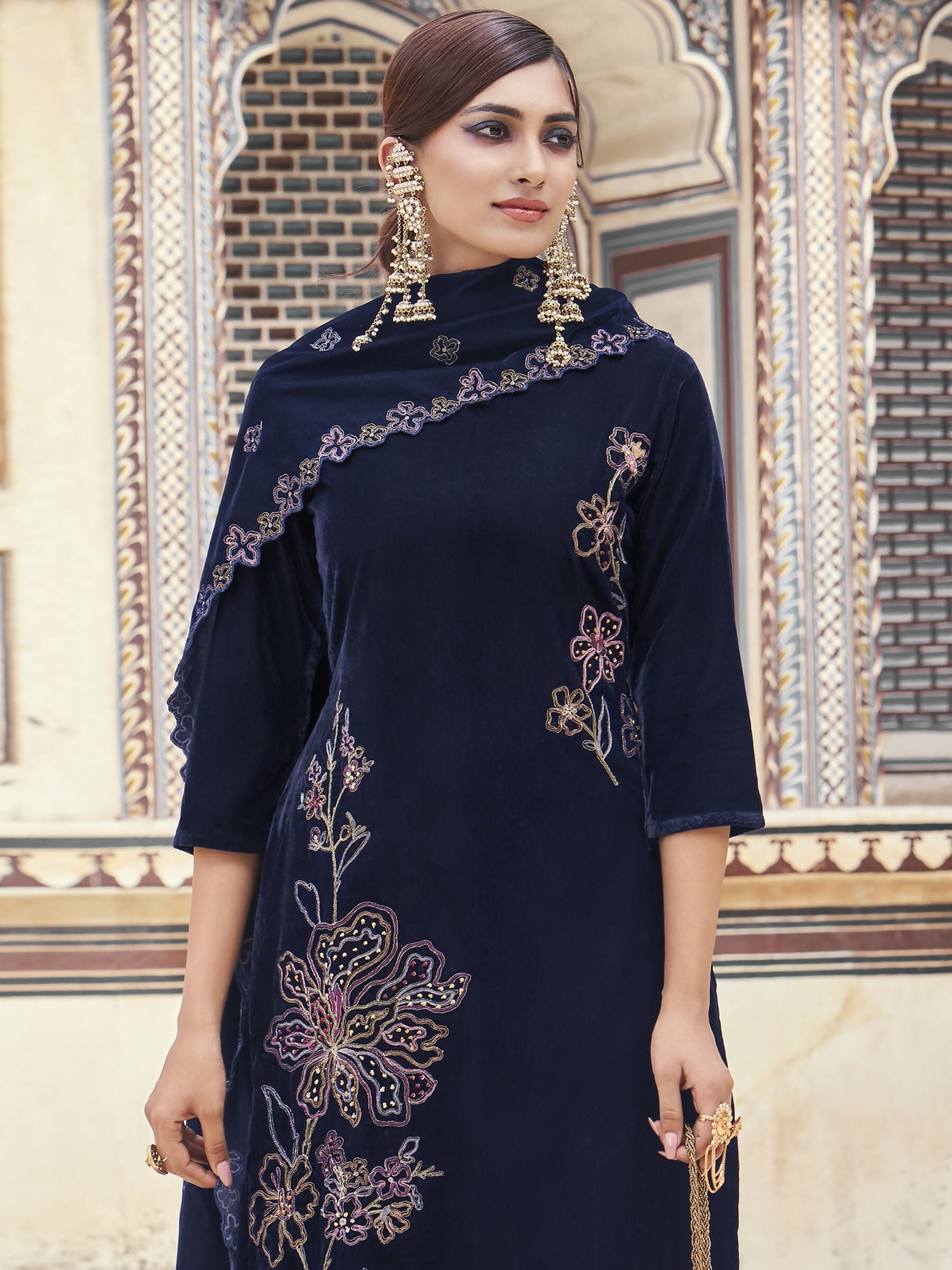 Navy Blue Velvet Straight Kurta Set with Resham Thread & Sequin