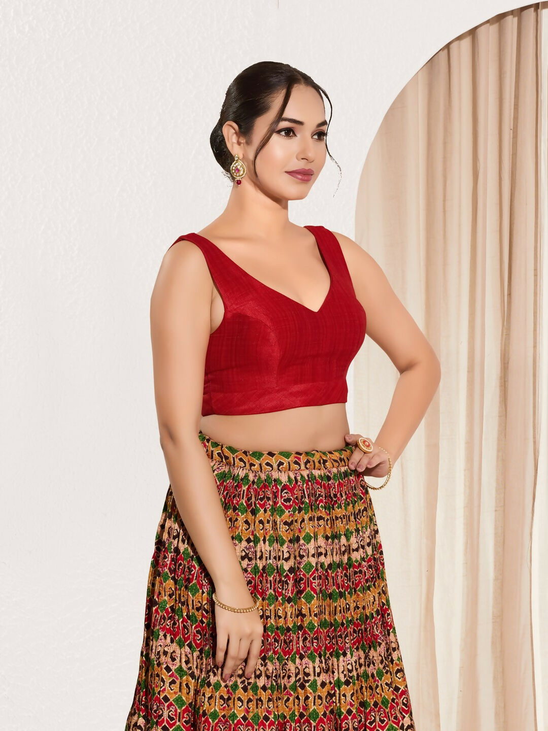 Red Mulberry Silk Padded Blouse with Round Neck