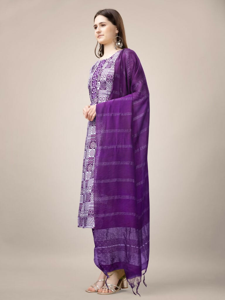 Women's Purple Printed Rayon Kurta Set with Lace Details