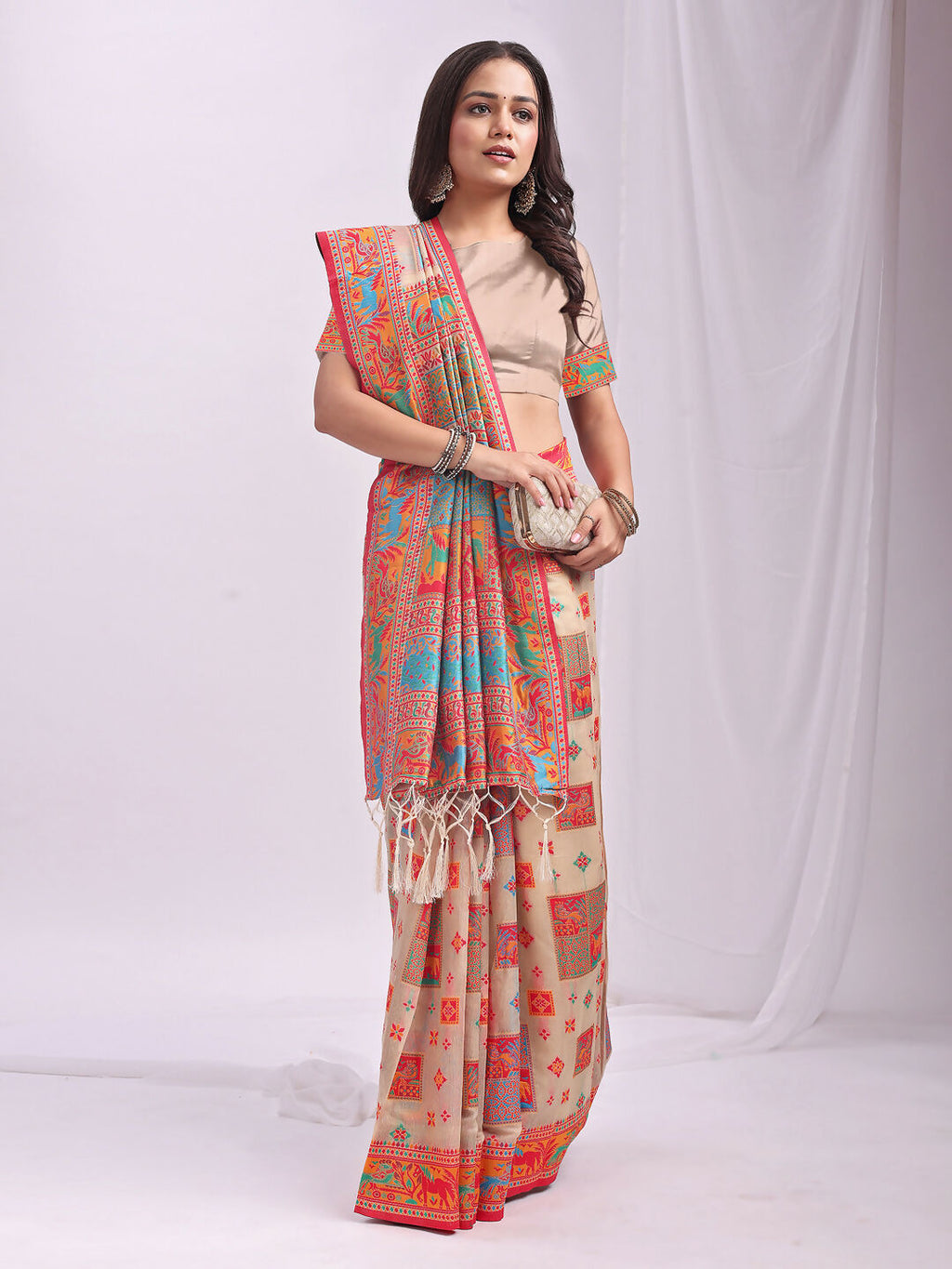 Off White Linen Cotton Saree with Matching Blouse Piece