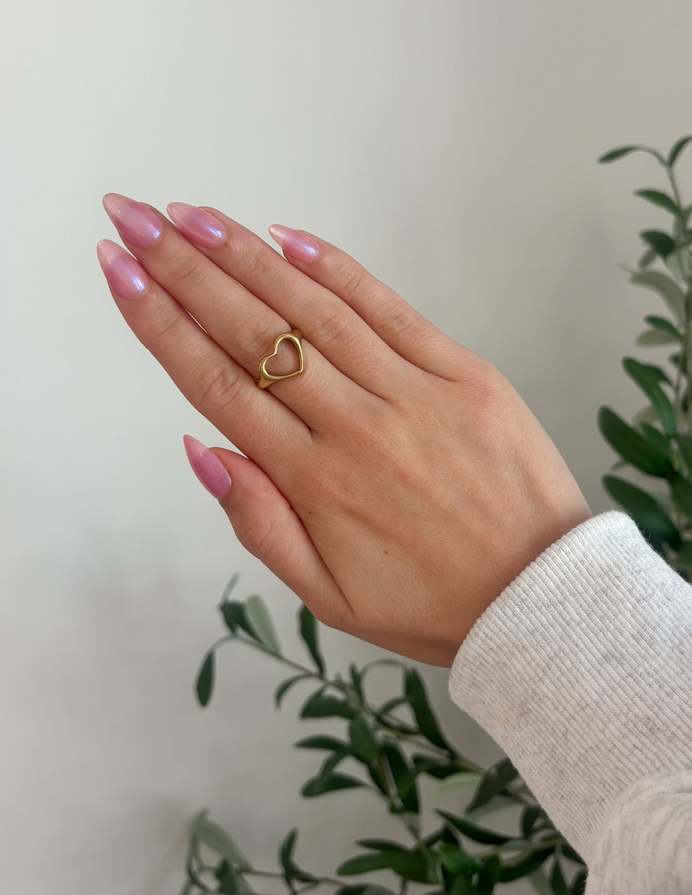 Open Heart Ring - Elegant Minimalist Symbolic Jewelry
