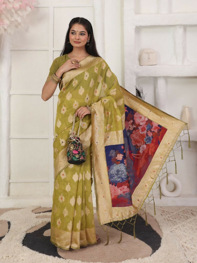 Mhendi Green linen cotton saree with matching unstitched blouse fabric.
