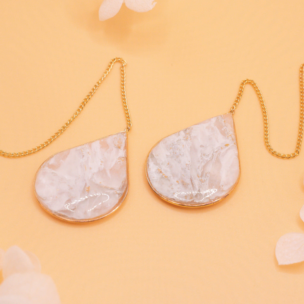 Cẩm White Marble Gold Ear Threaders Lightweight Minimalist Jewelry