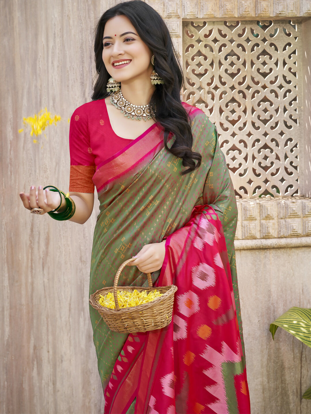 Shree Shyam Fashion Pochampalli Silk Mhendi Green Saree