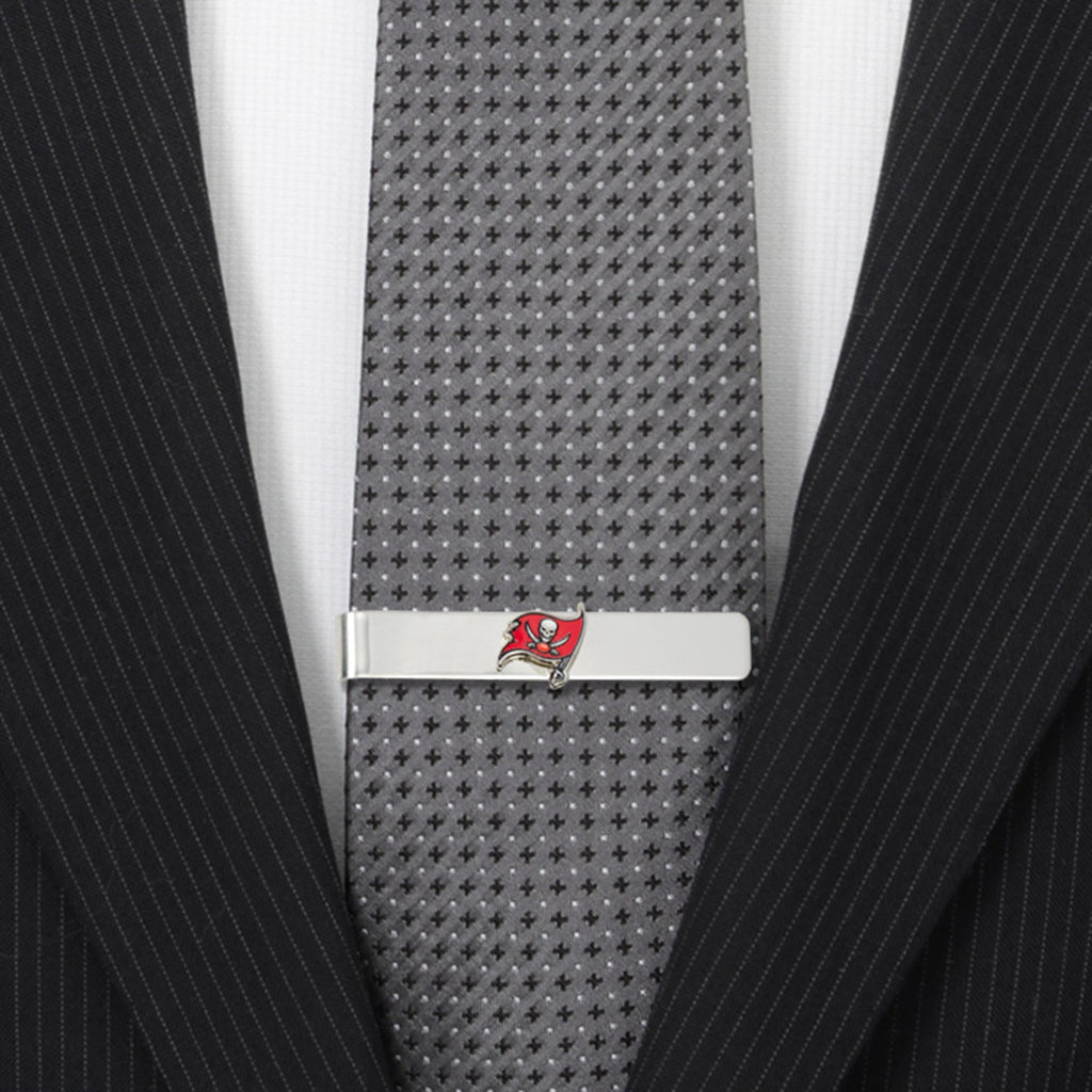 Tampa Bay Buccaneers NFL Sliding Tie Bar in Silver Tone - Image 2