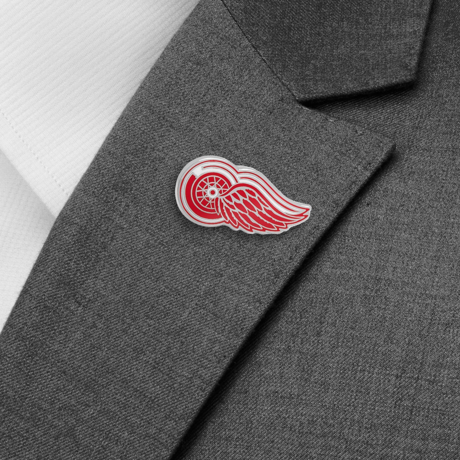 Detroit Red Wings NHL Logo Lapel Pin Silver Tone Enamel - Image 4