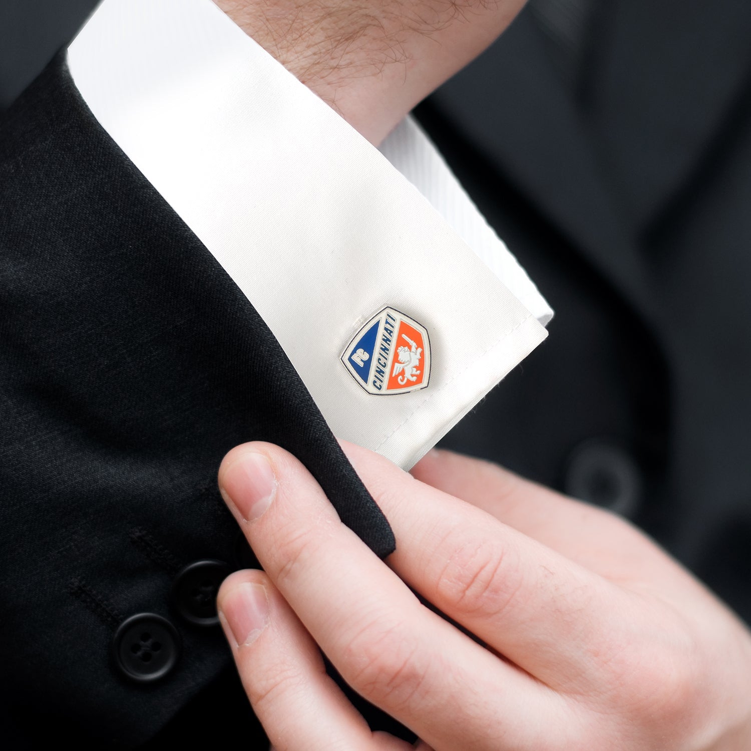 FC Cincinnati MLS Logo Shield Cufflinks in Silver and Enamel - Image 2