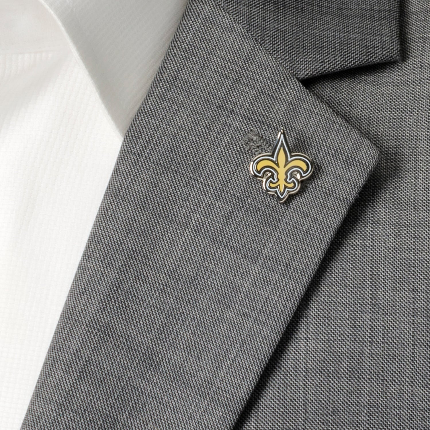 New Orleans Saints NFL Enamel Lapel Pin Silver Tone - Image 2