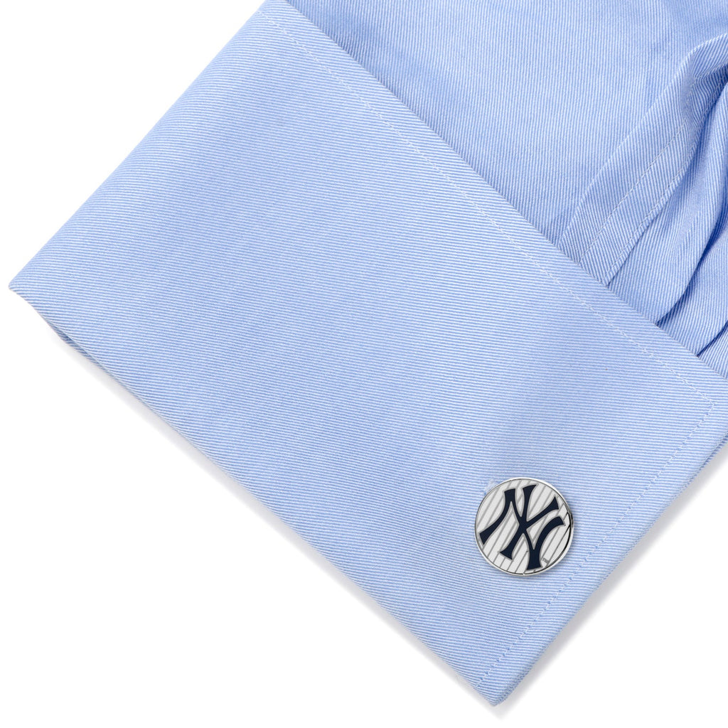 New York Yankees MLB Pinstripe Logo Cufflinks - Image 3