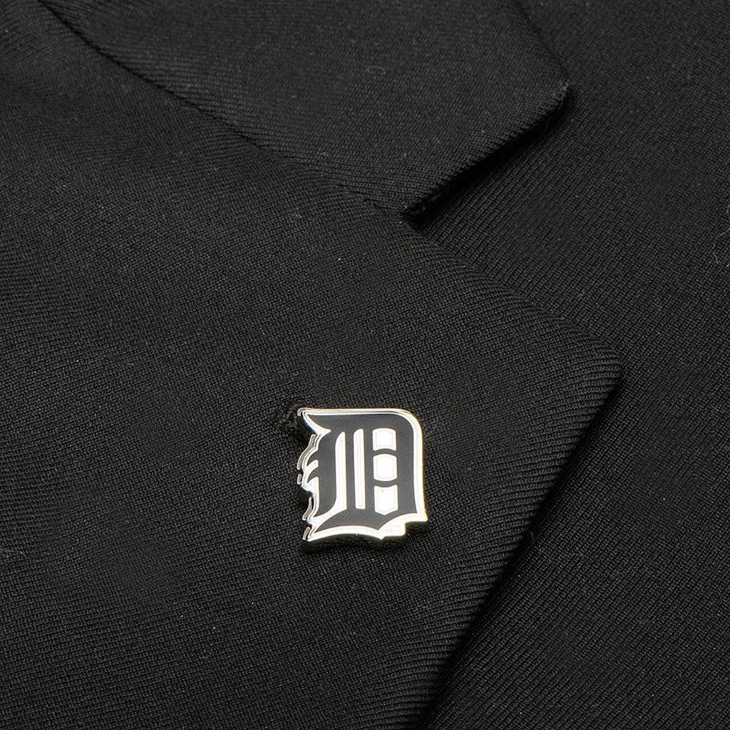 Detroit Tigers MLB Team Logo Lapel Pin in Silver Tone Metal - Image 4