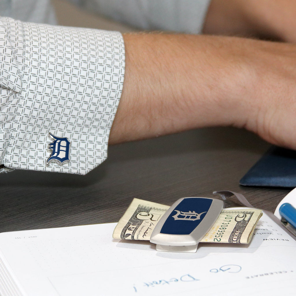 Detroit Tigers MLB Logo Silver Tone Cufflinks - Image 4