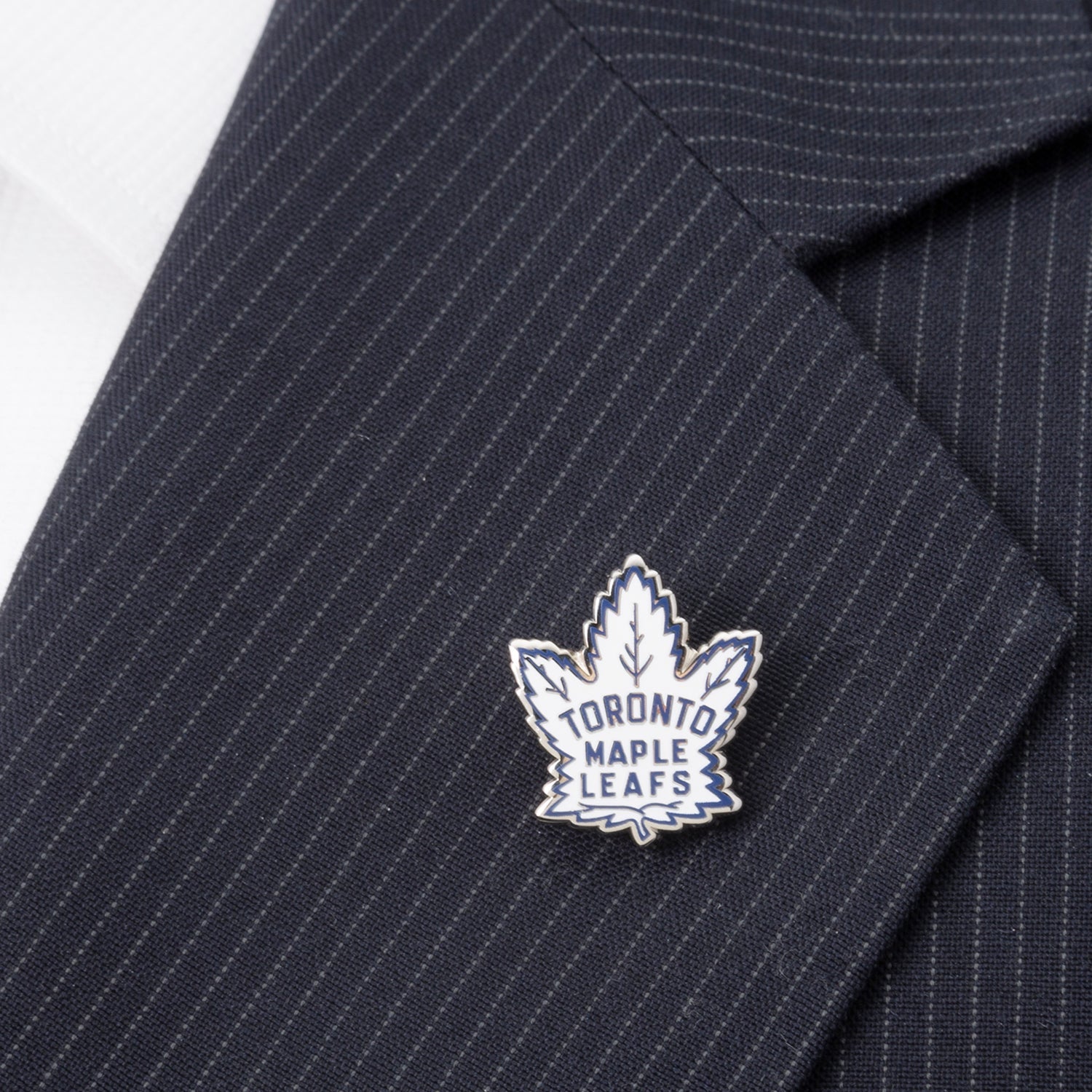 Toronto Maple Leafs Throwback Enamel Lapel Pin Silver Tone - Image 4