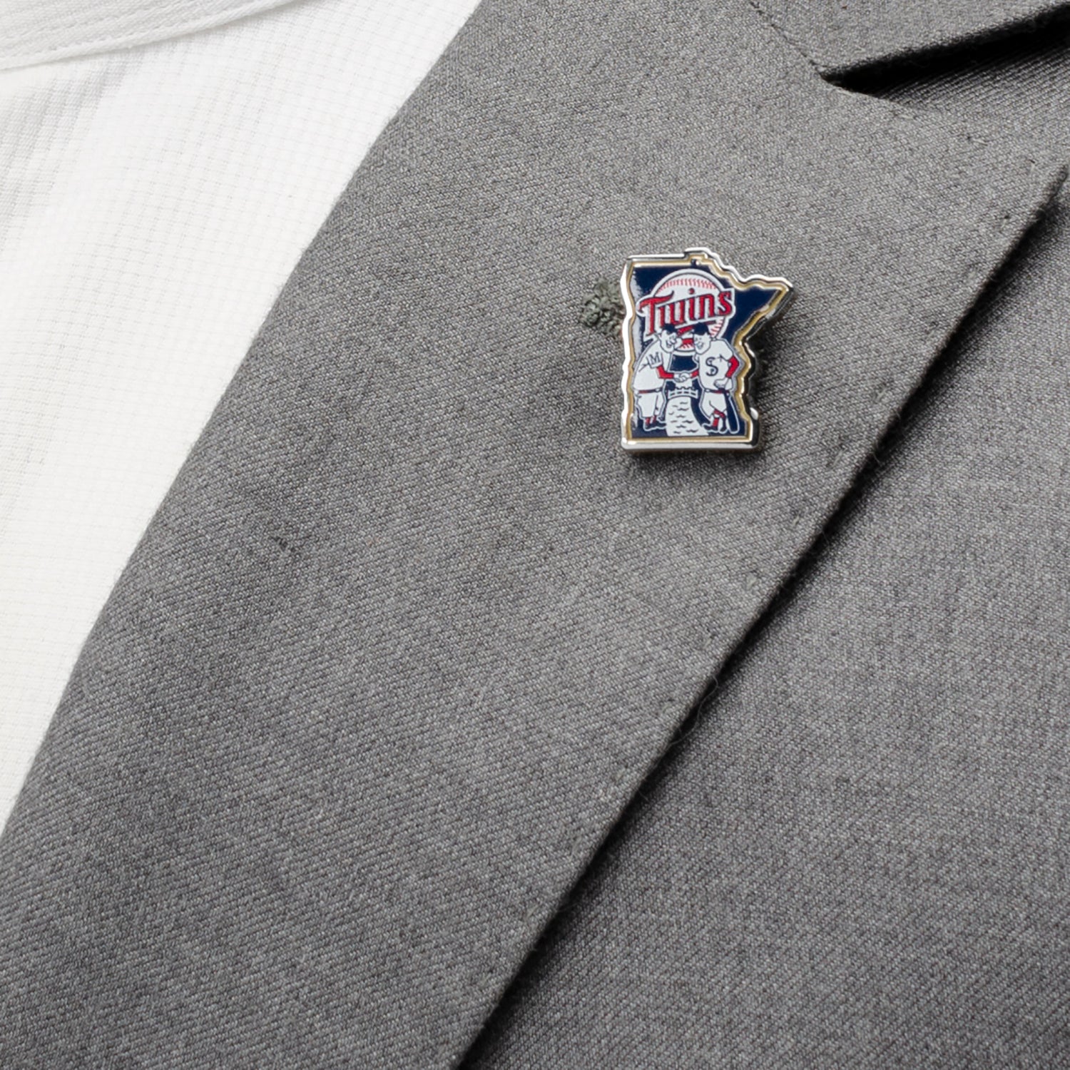 Minnesota Twins Minnie & Paul MLB Enamel State Lapel Pin - Image 2