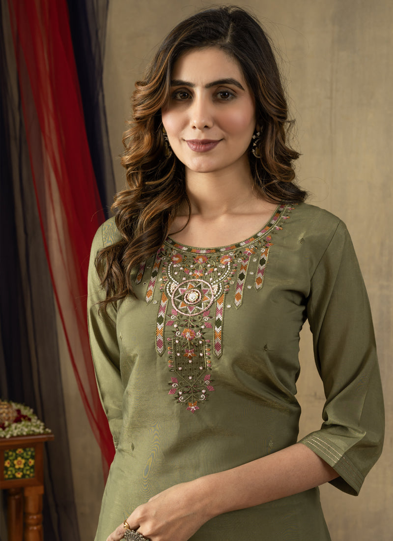 Mehendi Shimmer Gold Silk Thread Embroidered Kurta Set
