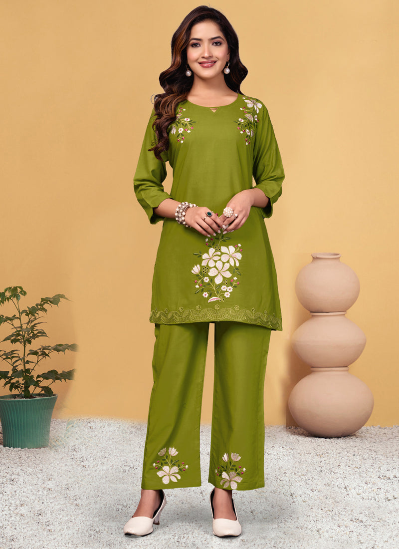 Mahendi Rayon Embroidered Thread Work Co-Ord Set for Women