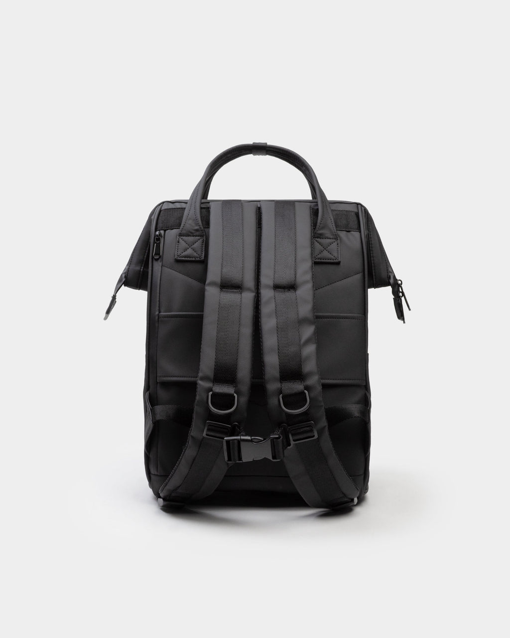 Cascade Standard Backpack – Modern Weather-Proof Travel Daypack