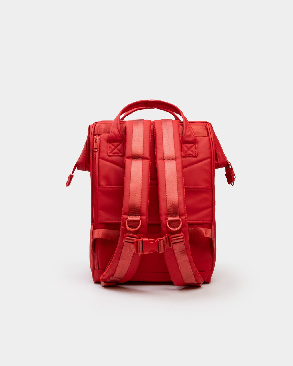 Cascade Standard Backpack – Modern Weather-Proof Travel Daypack