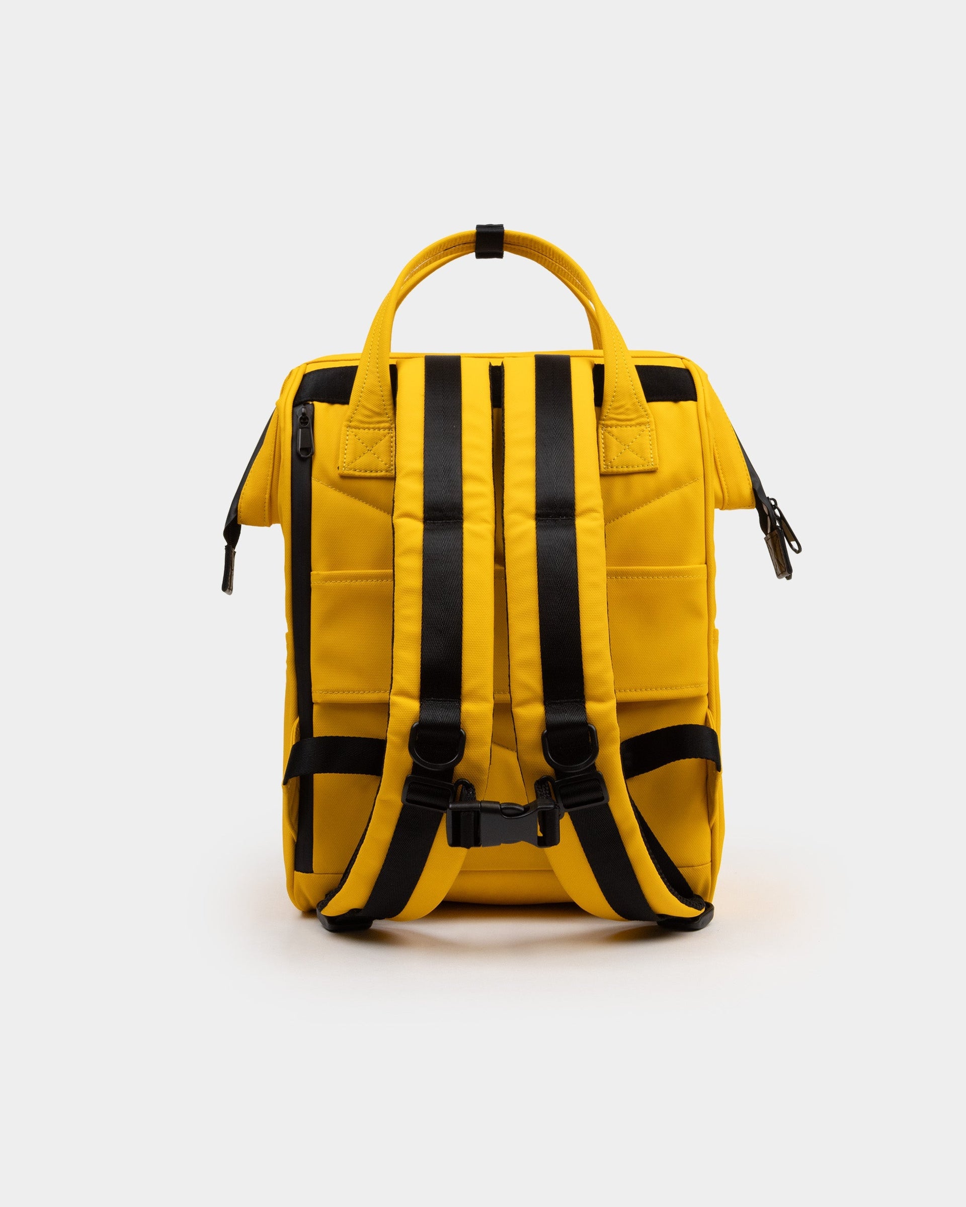 Cascade Standard Backpack – Modern Weather-Proof Travel Daypack