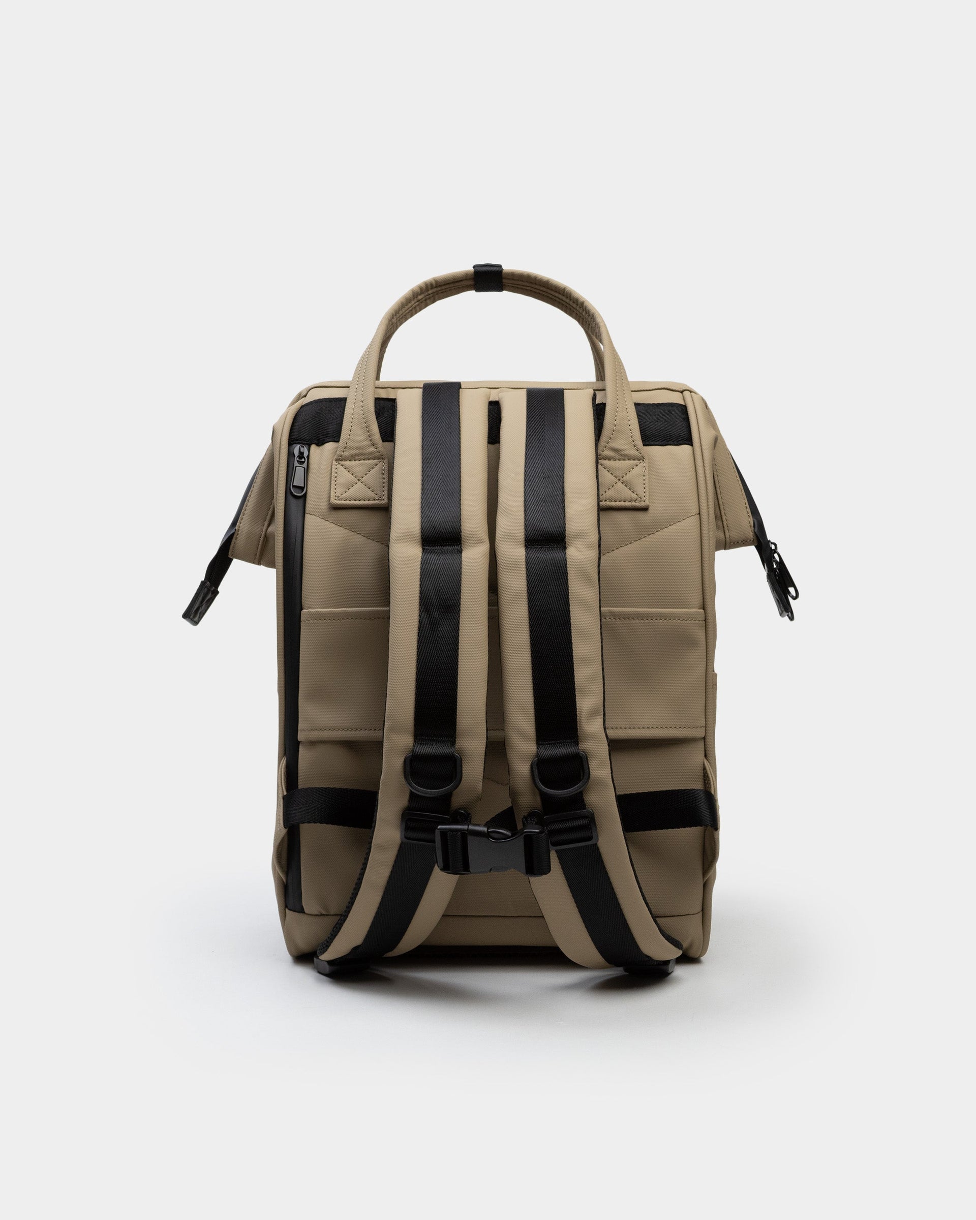 Cascade Standard Backpack – Modern Weather-Proof Travel Daypack