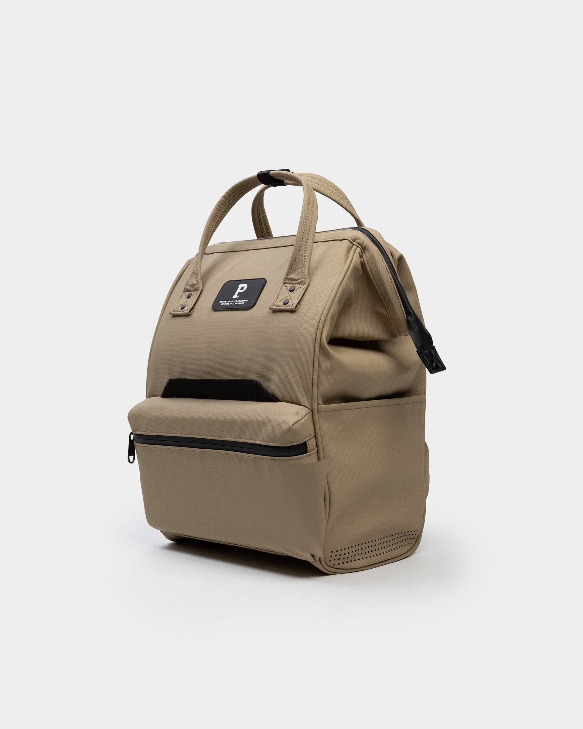 Cascade Standard Backpack – Modern Weather-Proof Travel Daypack
