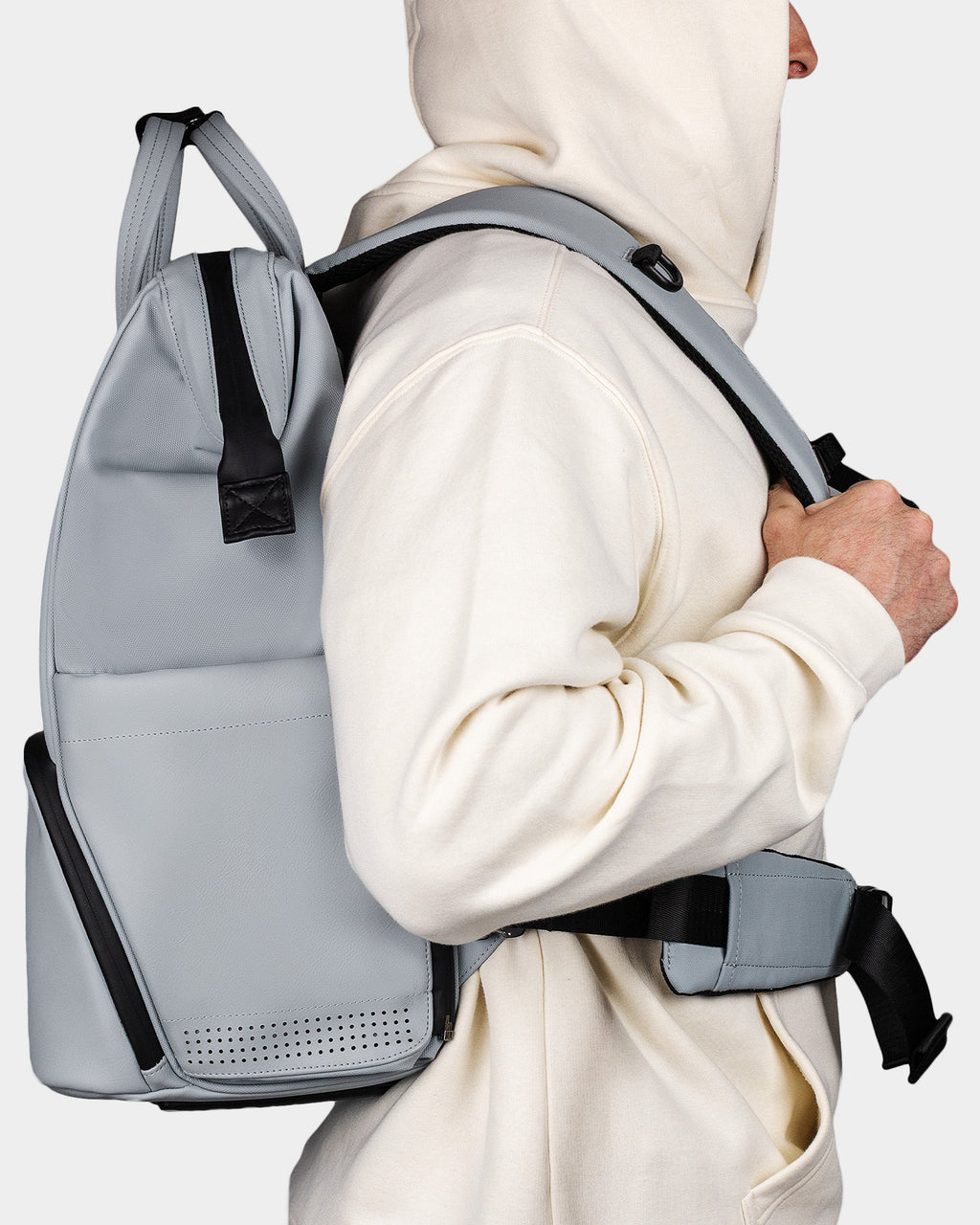 Cascade Getaway Hip-Belt Accessory for Extra Carrying Support - Image 10