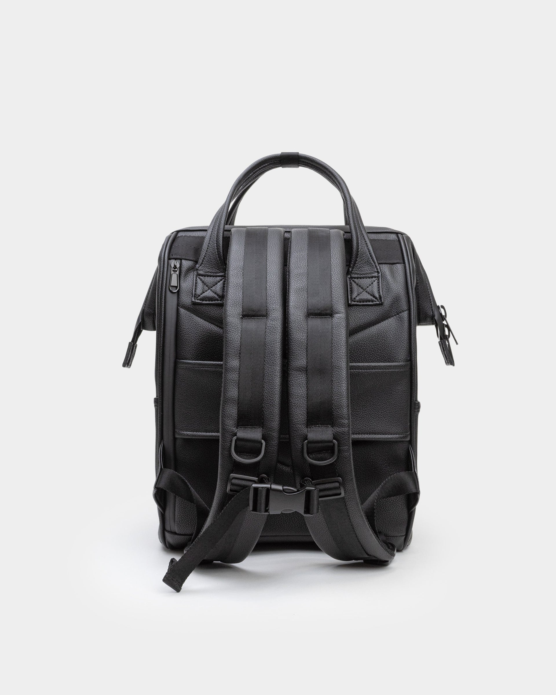 Cascade Standard Backpack – Modern Weather-Proof Travel Daypack