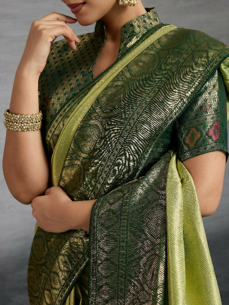 PR Fashion Green Kanjivaram Soft Silk Kadiyal Pattern Double Zari Woven Patta, Meenakari Woven Pallu Saree