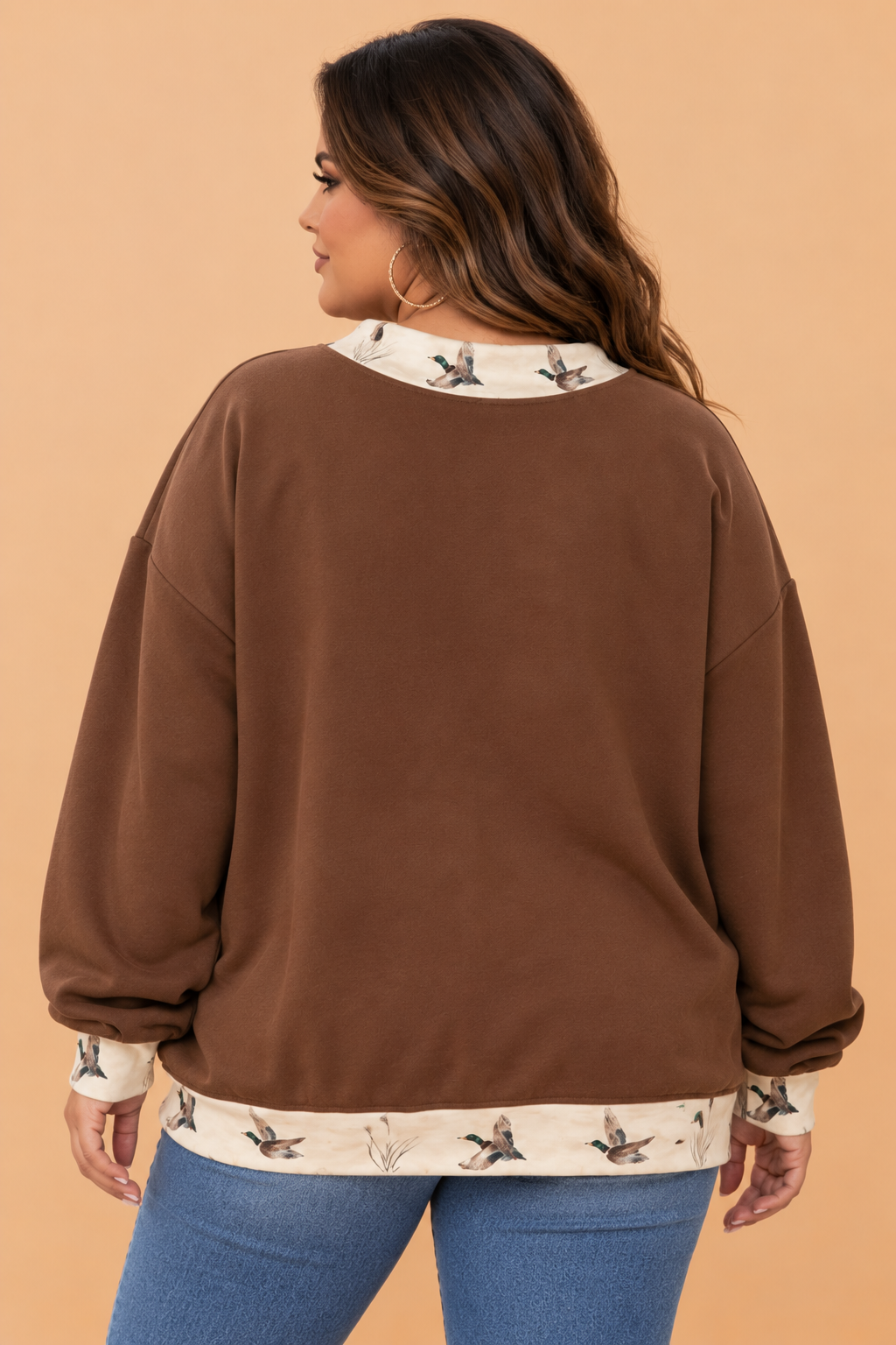 Plus Size MALLARD Letter Print Contrast Trim Sweatshirt