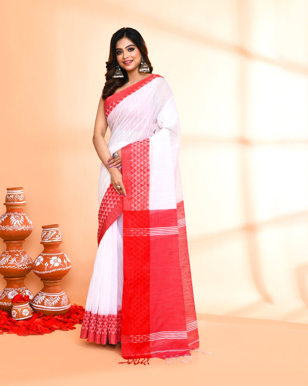 White Cotton Silk Handloom Saree with Matching Blouse Piece