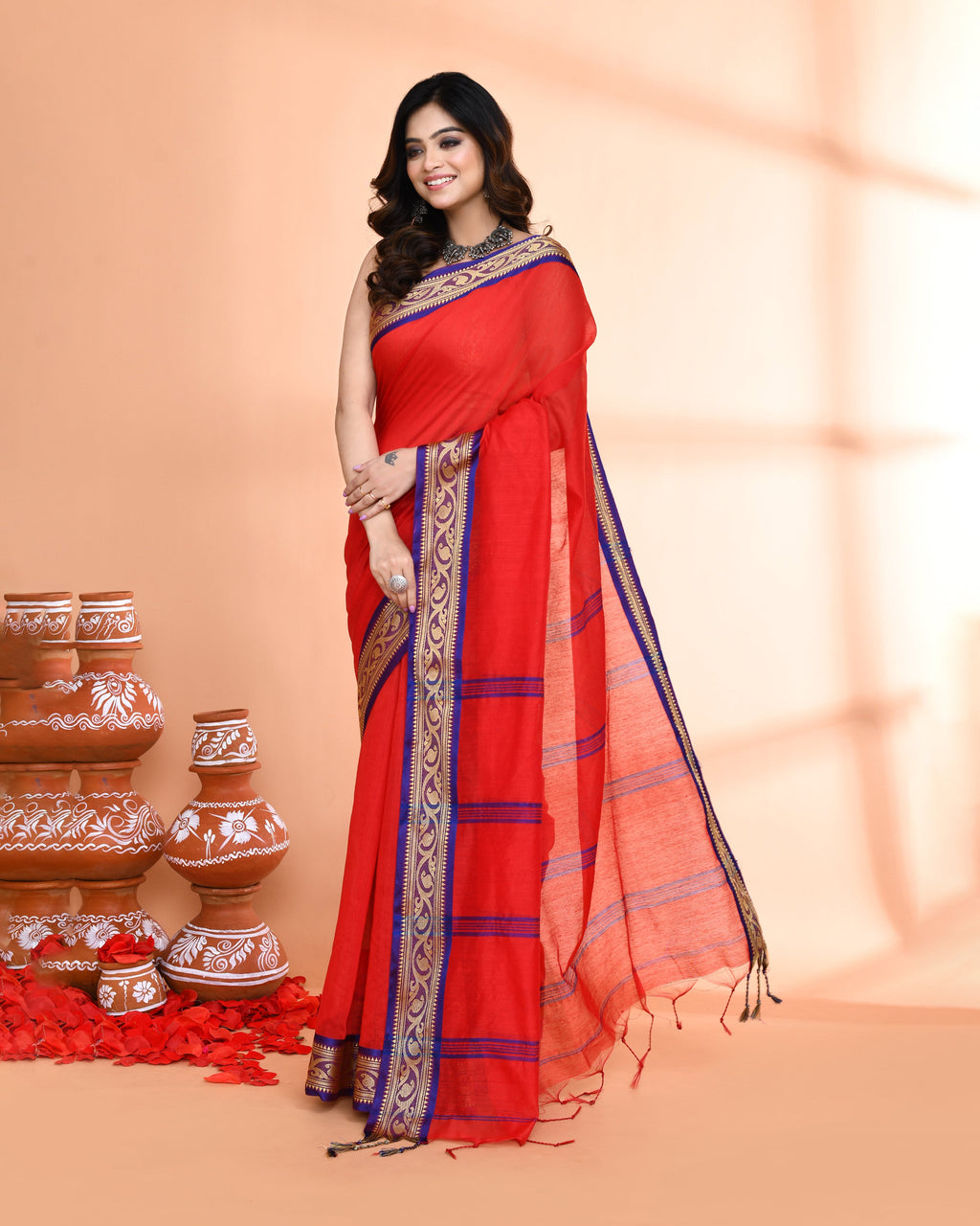 Piyari Fashion Women`s Cotton Silk Red Handloom Saree With Blouse